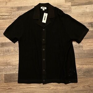 DKNY Men's Black Textured Button Down Shirt